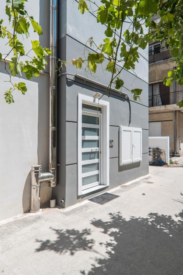 Myrtia Apartment Few Steps From The Sea Chania  Buitenkant foto